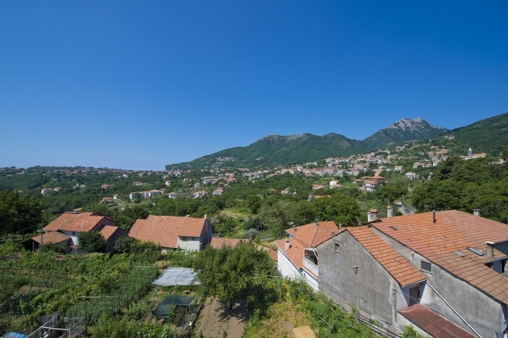 Appartamenti Aria Di Verde Agerola Ruang foto